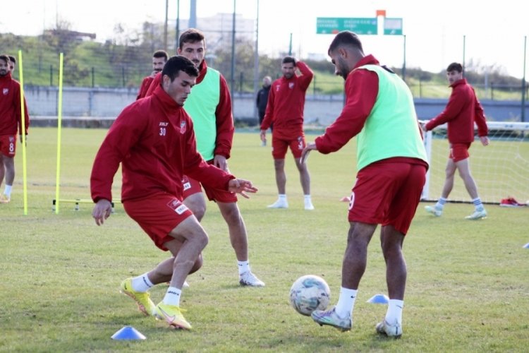 Karşıkaya'da sakatlıklar can sıkıyor