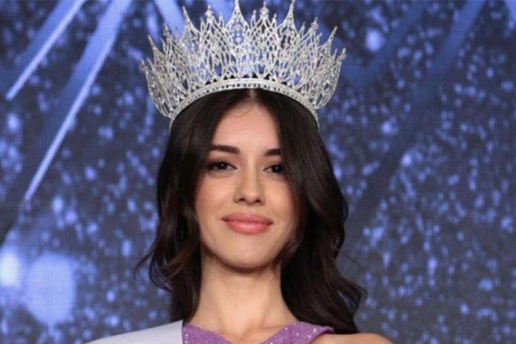 T&uuml;rkiye g&uuml;zeli Nursena Say aşkını ilan etti