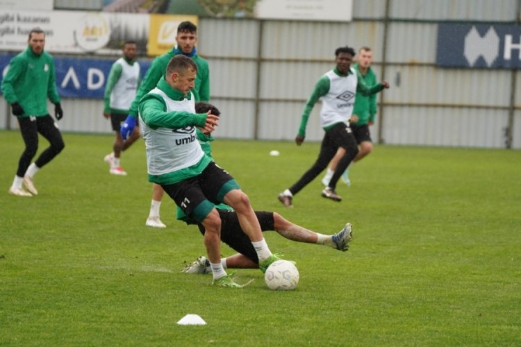 &Ccedil;aykur Rizespor zirveden kopmak istemiyor