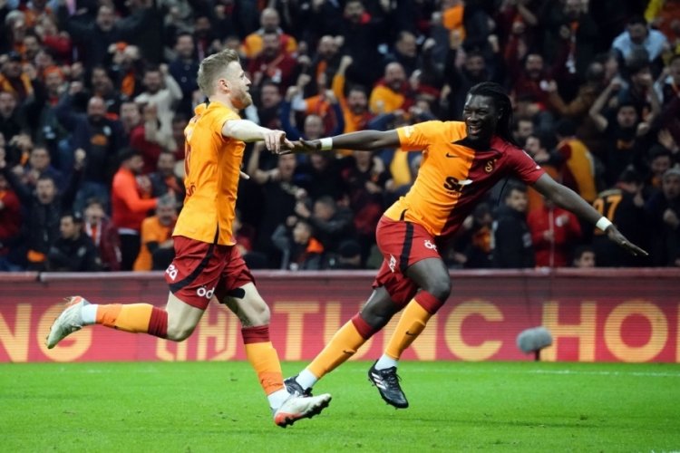 Galatasaray evinde 9. galibiyetini elde etti