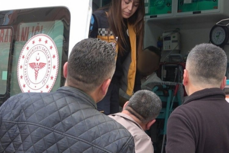 Yol verdiği yaya tarafından darbedildi!