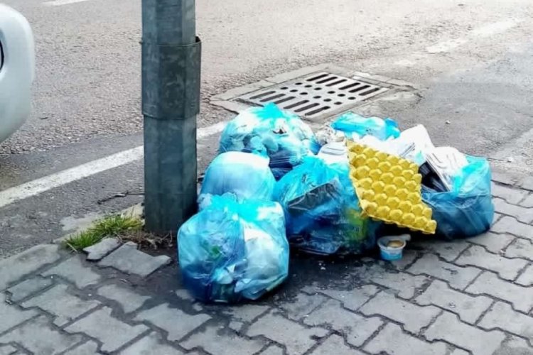 Bursa'da tekstil atığı ve &ccedil;&ouml;p sorunu!