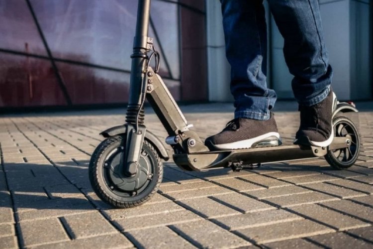 Paris'teki scooter yasağının ardından İBB de harekete ge&ccedil;ti