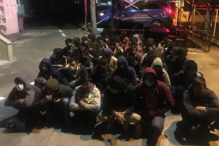 Kocaeli'nde 25 g&ouml;&ccedil;men yakalandı
