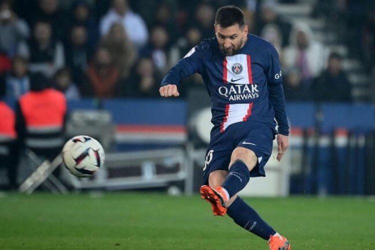 Lionel Messi'yi şoke eden teklif!