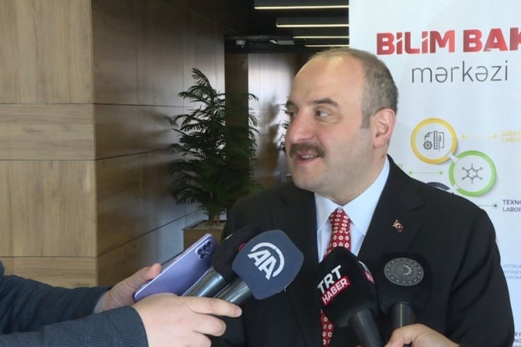Bakan Varank, Anadolu renkli Togg'u Aliyev'e teslim edecek
