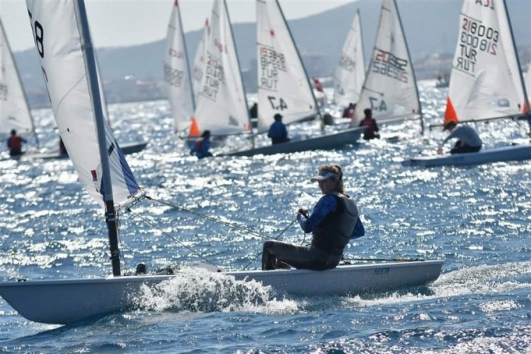 Rizesporlu sporcu Firuze &Ouml;zmen, d&uuml;nya şampiyonasına katılacak