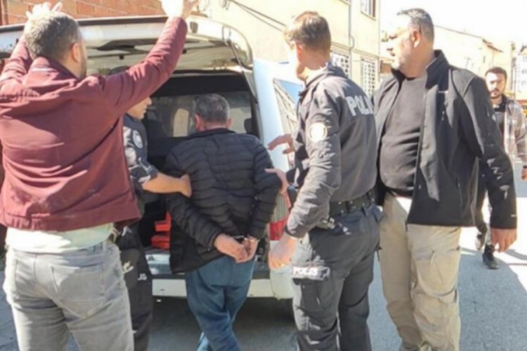 Eskişehir'de ev basıp, 2 akrabasını &ouml;ld&uuml;ren baba ve 2 oğluna istenen ceza belli oldu