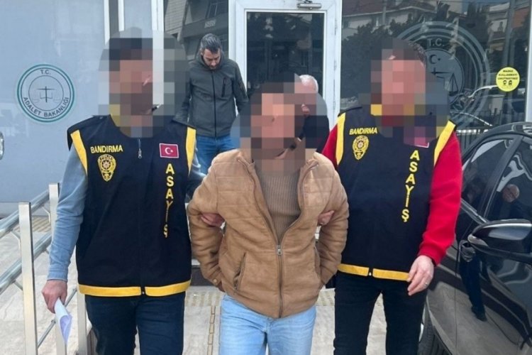 Bandırma'da gasp ve hırsızlık su&ccedil;larından 5 kişi tutuklandı