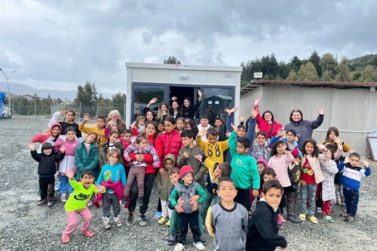 MiniKo. &Ccedil;ocuk Oyun ve Aktivite Konteynerleri deprem b&ouml;lgesine ulaştı