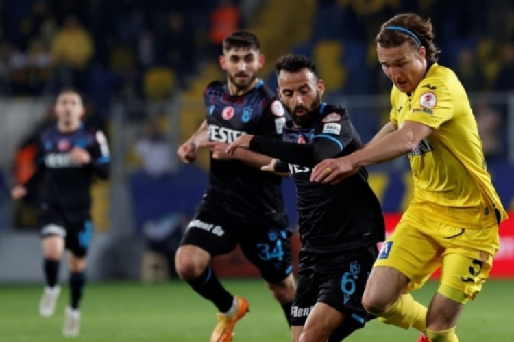 Ankarag&uuml;c&uuml;, Trabzonspor'u yenerek 23 yıl sonra yarı finale &ccedil;ıktı