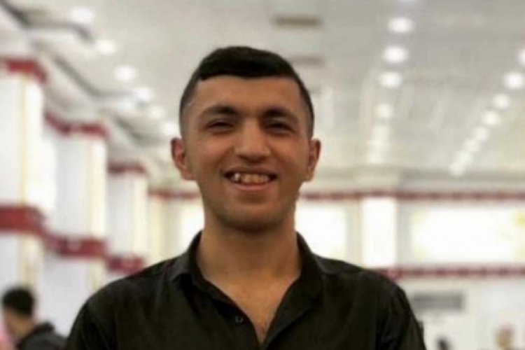 Diyarbakır'da bı&ccedil;aklı kavga: 2 &ouml;l&uuml;
