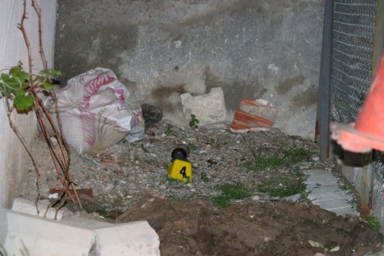 İzmir'de eski sevgilisinin evine molotof atan kişi serbest bırakıldı
