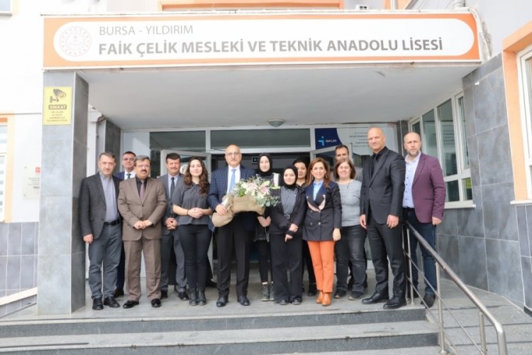 Bursa İl Milli Eğitim M&uuml;d&uuml;r&uuml; B&uuml;y&uuml;k, Meslek Liselerini ziyaret etti