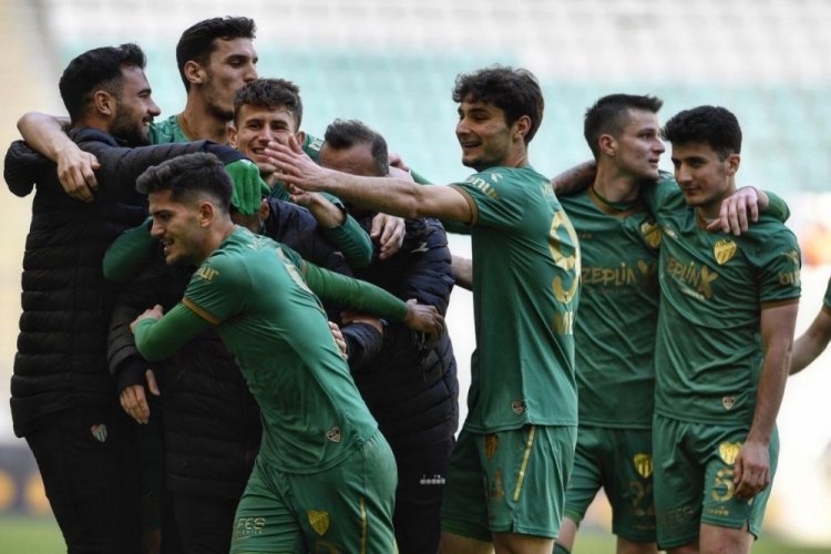 Bursaspor rekor kırmaya devam ediyor
