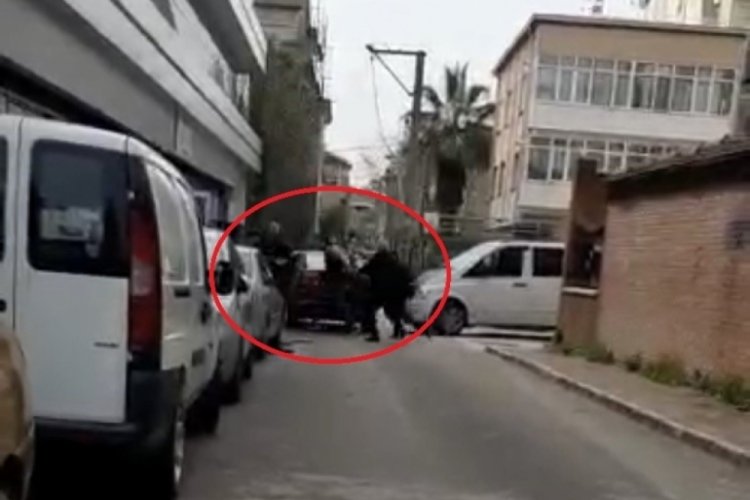 Bursa'da yol verme kavgasında yumruklar konuştu