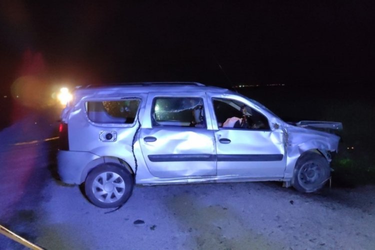 Otomobil takla atıp s&uuml;r&uuml;klendi, s&uuml;r&uuml;c&uuml; hayatını kaybetti