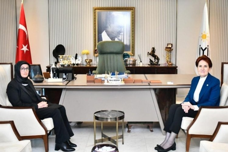 Akşener, Sinan Ateş'in eşiyle bir araya geldi