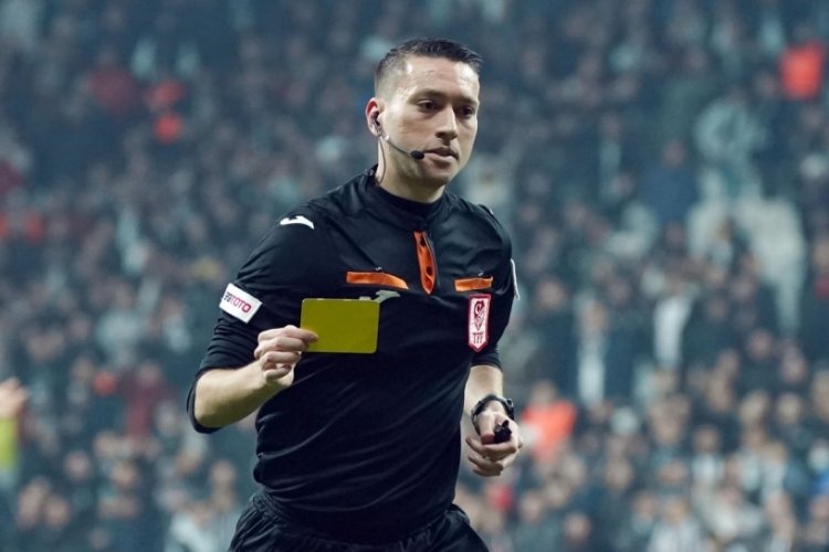 &Uuml;mraniyespor - Kayserispor ma&ccedil;ını Zorbay K&uuml;&ccedil;&uuml;k y&ouml;netecek