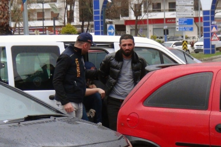 Muğla'da depremzede vatandaşları dolandıran şahsı polis yakaladı