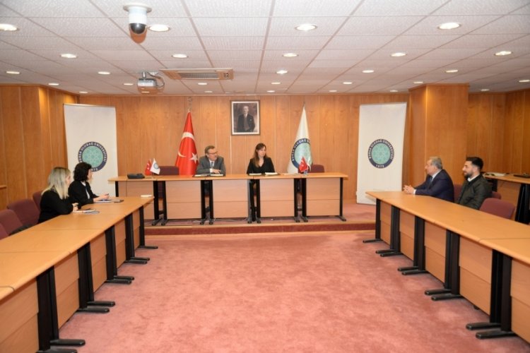 BU&Uuml;, &Uuml;niversite-Sanayi işbirliği protokollerini s&uuml;rd&uuml;r&uuml;yor