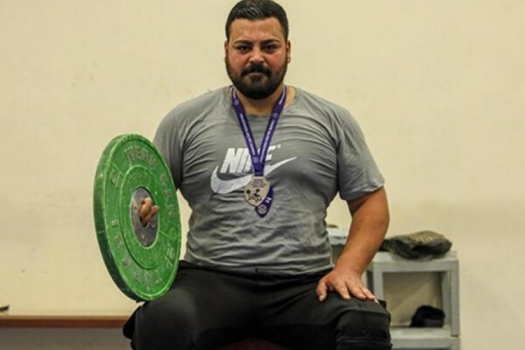 Kazada bacağını kaybetti, 3 ayda halterde madalya kazandı