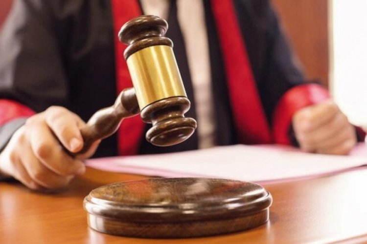 İstanbul'da 4 yaşındaki oğlunu boğazını kesip &ouml;ld&uuml;ren anne hakim karşısında