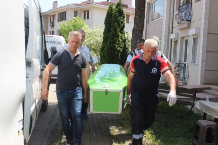 Eşini boğarak &ouml;ld&uuml;ren sanığa 18 yıl hapis