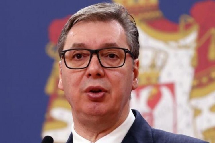 Sırbistan Cumhurbaşkanı Vucic: NATO'ya karşı kazanamayız