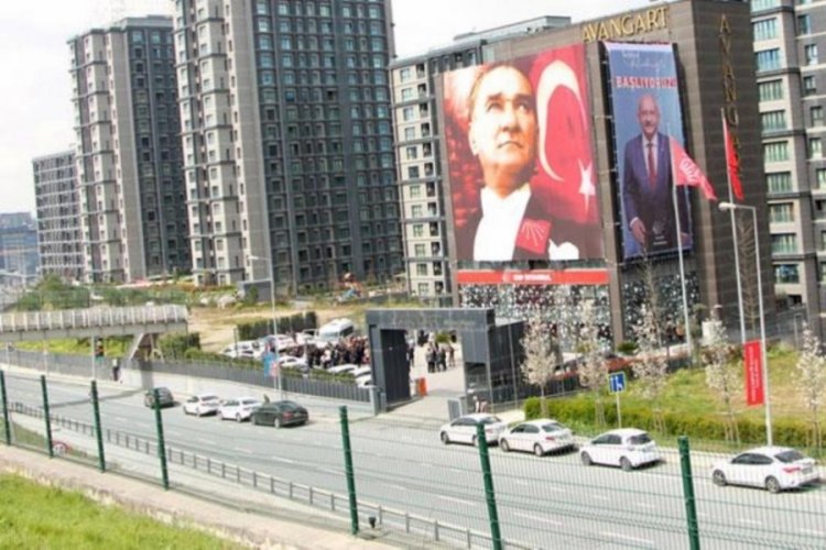 CHP İl başkanlığı binası civarında silahla ateş edilmesi ile ilgili 4 kişi yakalandı