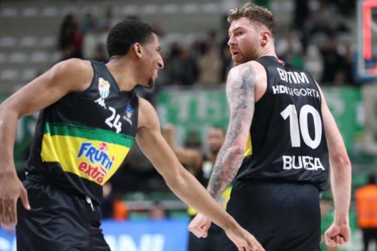 Frutti Extra Bursaspor, ONVO B&uuml;y&uuml;k&ccedil;ekmece'yi Yıktı