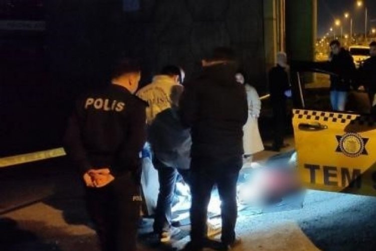 Kocaeli'nde bir şahıs ticari takside silahla vurulmuş halde bulundu