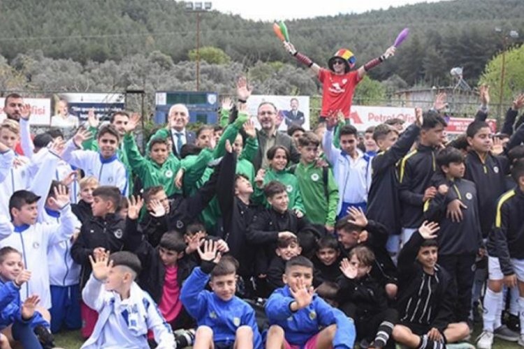 Bakan Kasapoğlu: Akademiler olmazsa olmaz, yetenekleri geliştirmeliyiz