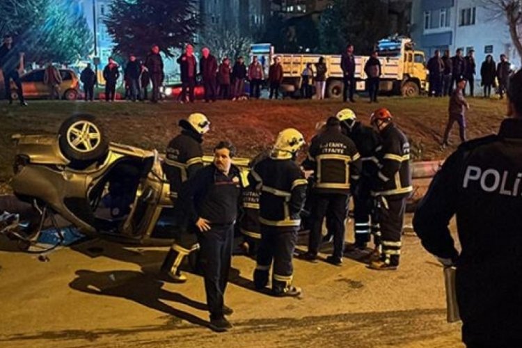 K&uuml;tahya'da trafik kazası ayrılık getirdi