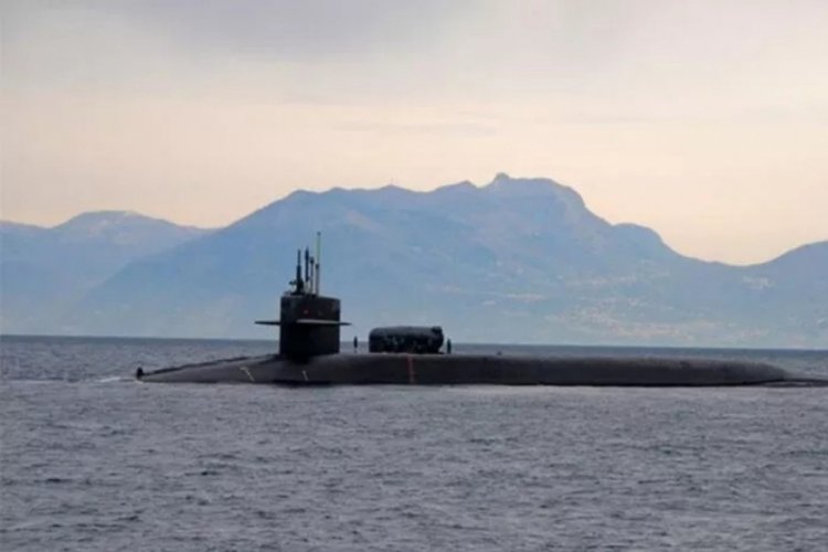 ABD g&uuml;d&uuml;ml&uuml; f&uuml;ze denizaltısını Orta Doğu'ya konuşlandırdı