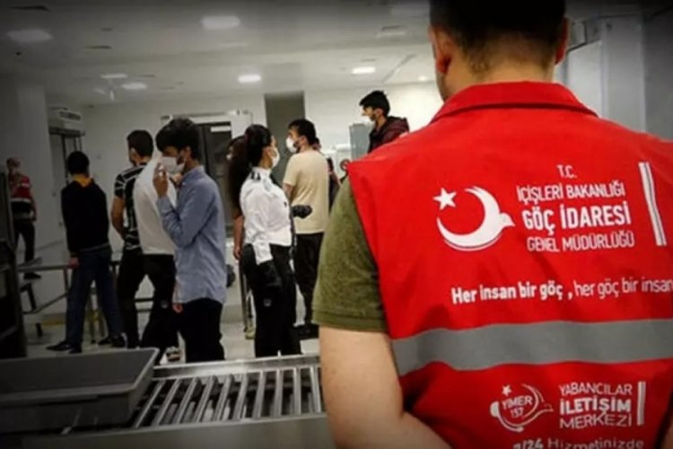 G&ouml;&ccedil; İdaresi Başkanlığı duyurdu: 27 bin 900 yabancı sınır dışı edildi