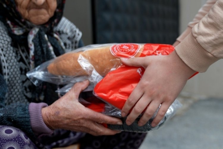 Bursa'da Ramazan ayının bereketi iftar sofralarında