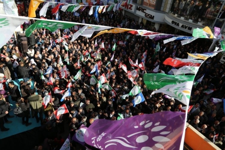 Yeşil Sol Parti'de adaylar belirleniyor: HDP'den &ouml;nemli isimler listede yer almadı