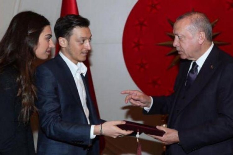 AK Parti'de Mesut &Ouml;zil s&uuml;rprizi