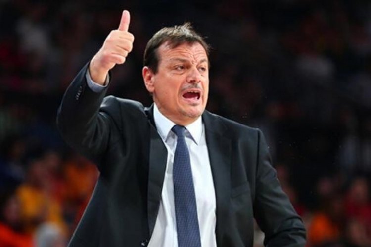 Larkin ve Clyburn'den Ergin Ataman'a g&ouml;nderme!