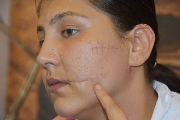 İzmir'de imam nikahlı eşini bı&ccedil;aklayan sanığa 9 yıl hapis istemi