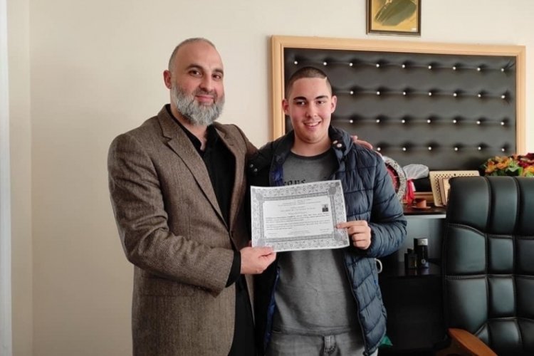 Avusturalyalı Turist, Edirne'de Yusuf Evren ismini aldı