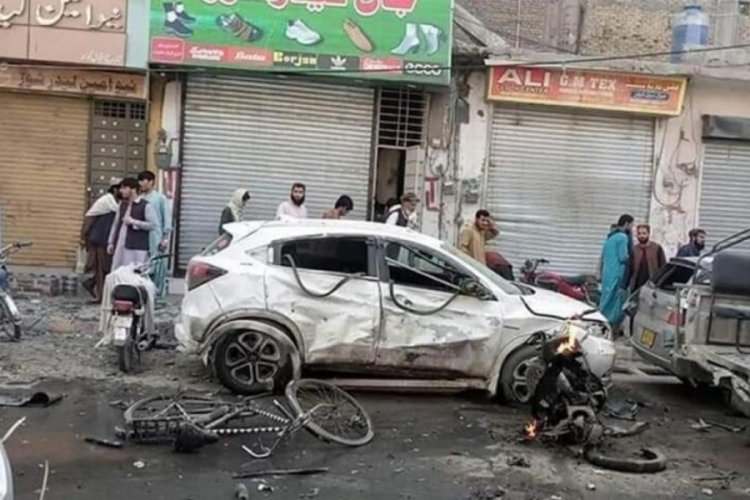 Pakistan'da patlama: 4 &ouml;l&uuml;, 11 yaralı