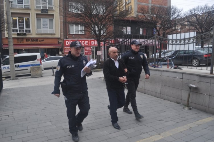 Eskişehir'de 14 kişinin yaralanmasına neden olan otob&uuml;s şof&ouml;r&uuml; adliyeyi sevk edildi