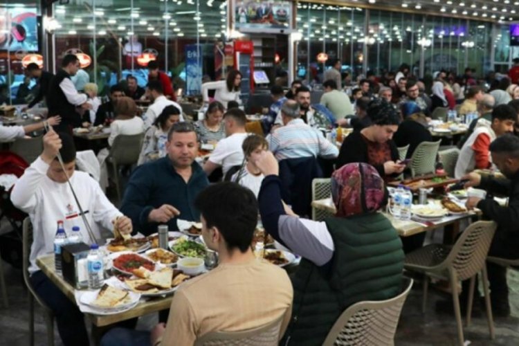 Ramazan ayında esnafın y&uuml;z&uuml; g&uuml;l&uuml;yor