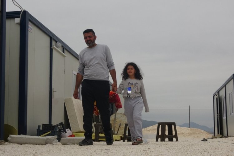 Depremin acı hikayeleri &ccedil;ıkmaya devam ediyor