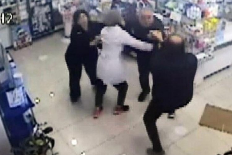İstanbul Avcılar'da eczacıya 'muadil ila&ccedil;' saldırısı