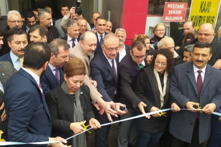 Bursa'da İYİ Parti İl Teşkilatı seçim koordinasyon merkezinin açılışını yapıyor 