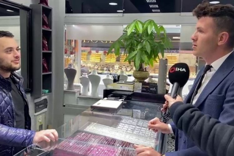 Dansıyla sosyal medyayı sallayan milletvekili adayı bu kez de birinci sırayı istedi