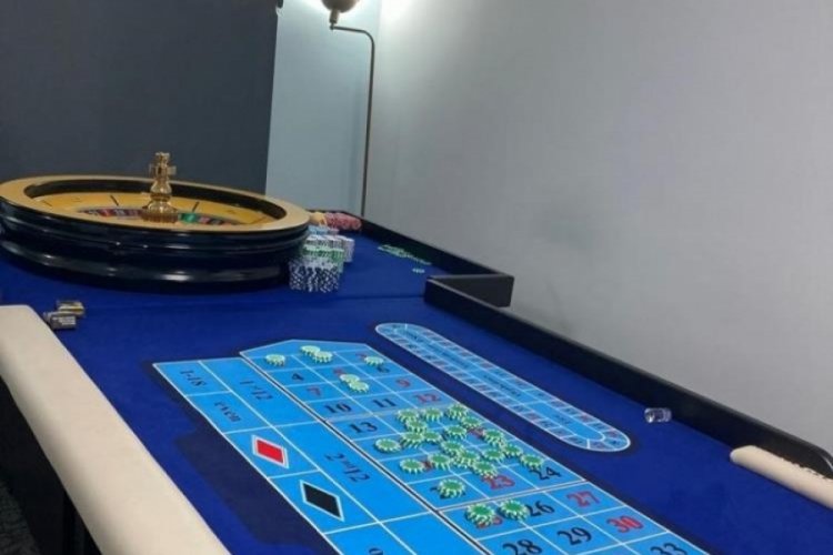 Denizli'de kumar oynayan 12 kişiye 48 bin lira ceza